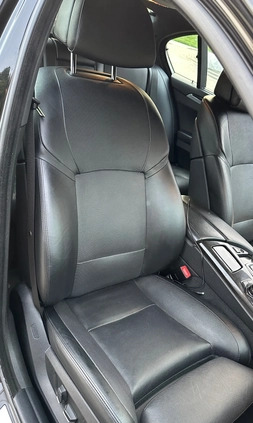 BMW Seria 5 cena 66000 przebieg: 142123, rok produkcji 2012 z Krzeszowice małe 596